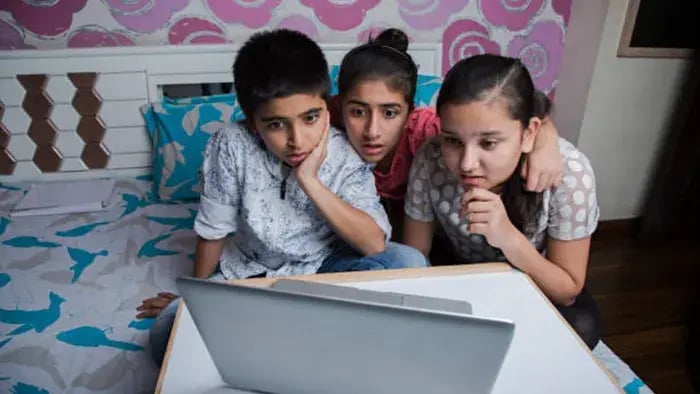 Introduction - Indian kids on laptop