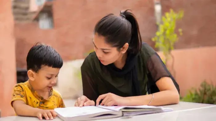 Indian Kids Reading