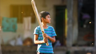 15 Traditional Street Games Kids Should Play Outside
