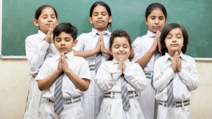 5 Easy Ways How Kids Can Learn Morning English Prayer for School Assemblies