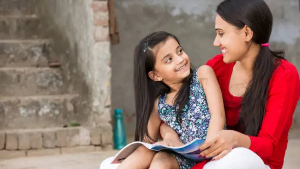 Indian Kids Reading