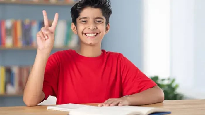 Indian kid with parents