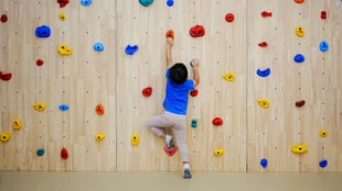 5 Safe Indoor Climbing Games To Keep Kids Active