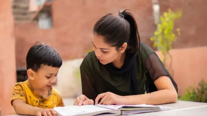 Indian Kids Reading