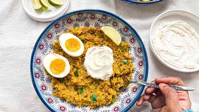 Rice bowl with boiled eggs