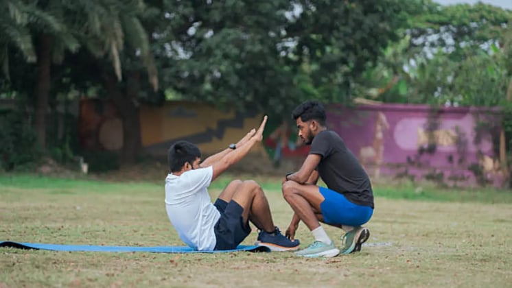 7 Effective Strength Exercises to Practice Safely with Your Teen at Home