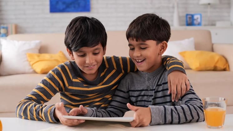 7 Fun DIY Friendship Day Bracelets and Cards for Kids To Prepare