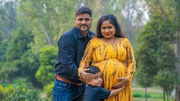 Indian kid with parents
