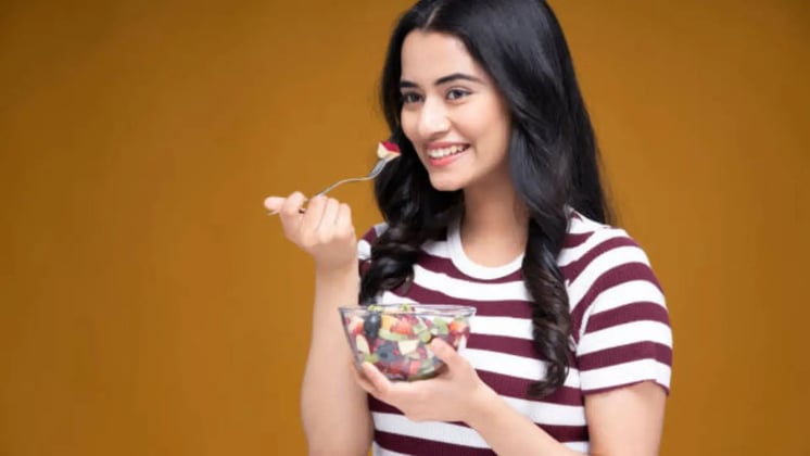 7 Intermittent Fasting Tips for Teens Looking to Lose Weight Safely