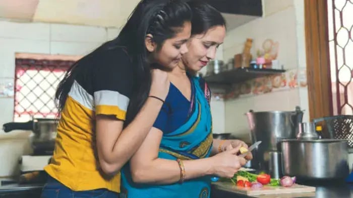 Indian kids eating heathy foods