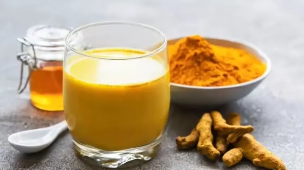 Turmeric milk with some turmeric