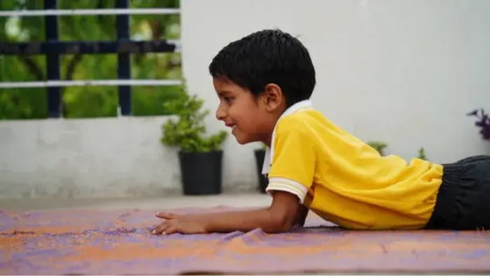 9 Floor Exercises That Build Core Strength Without Equipment