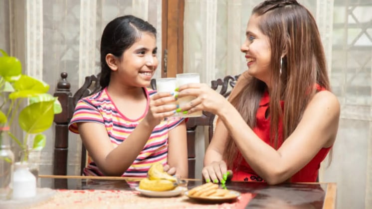 9 Immunity Boosting Foods for Kids in Winter to Strengthen Their Defenses