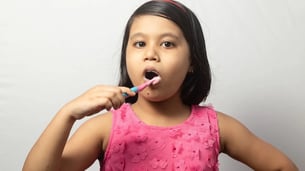 Bad Habits for Kids’ Teeth: How to Protect Your Child’s Smile from Common Dental Mistakes