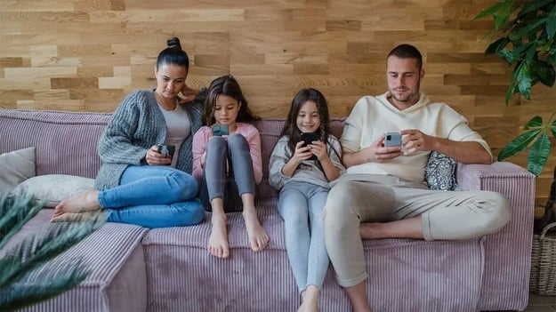 Building Healthy Habits: Teaching Kids About Balanced Nutrition - Distraction Should Not Be There Image