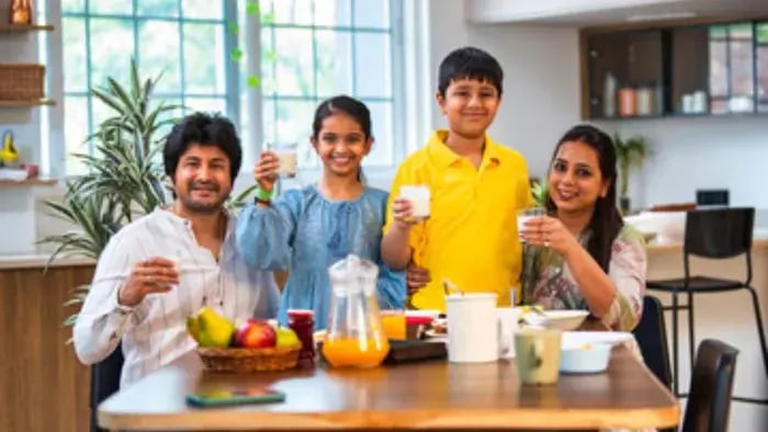 Indian kids eating healthy food
