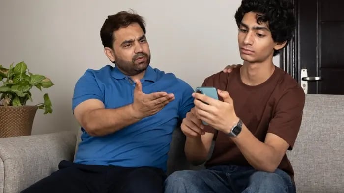 Parents Fighting Effect On Child
