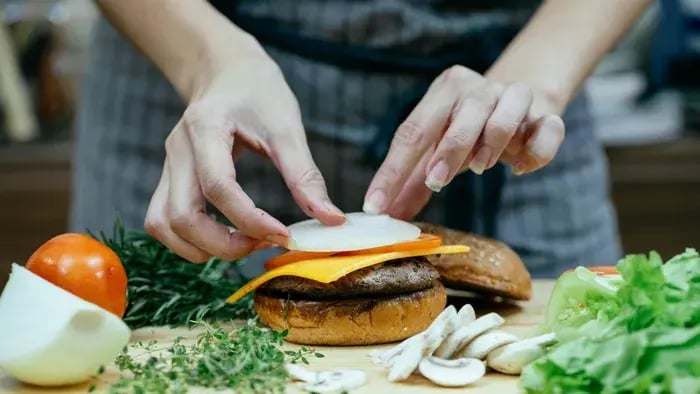 burger being assembled