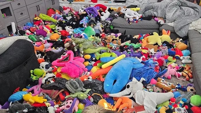 stuffed toys in drawing room