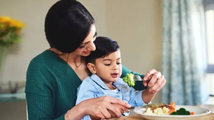 Healthy Fat Foods: Essential Choices for Your Child’s Brain Development - Indian kids eating
