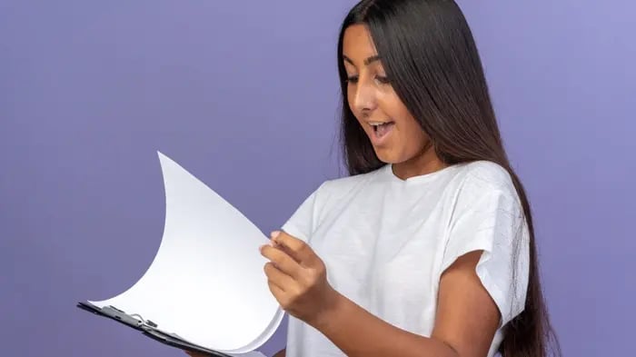 Indian Girl Enjoys Poetry For The First Time