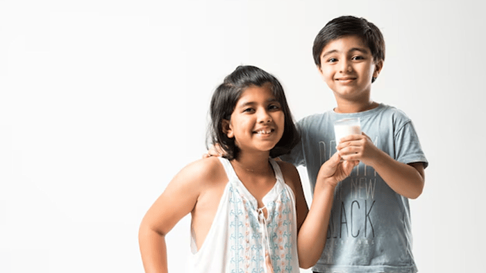 how-helping-with-study-and-stress-strengthens-the-relationship-between-siblings