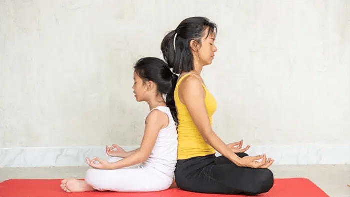 What Are The Benefits Of Practicing Mindfulness While Traveling with Kids?