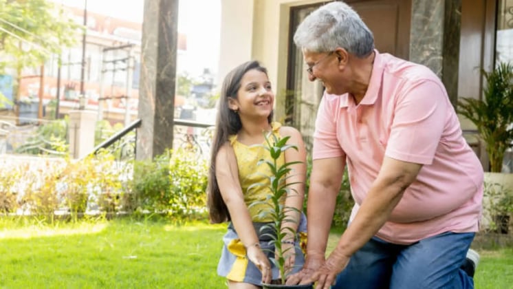 How to Smoothly Transition Your 6-to-15-Year-Old Back Into the School Routine