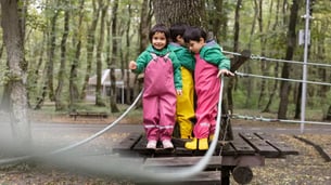 How to Support Early Childhood Development in Winter with Play