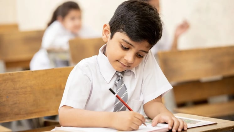 How To Teach Kids To Write: Practical Tips For Parents And Teachers