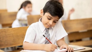 How To Teach Kids To Write: Practical Tips For Parents And Teachers