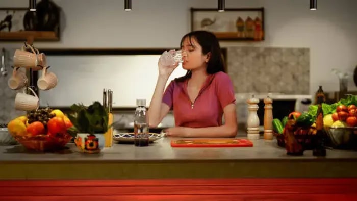 Indian teens eating healthy food