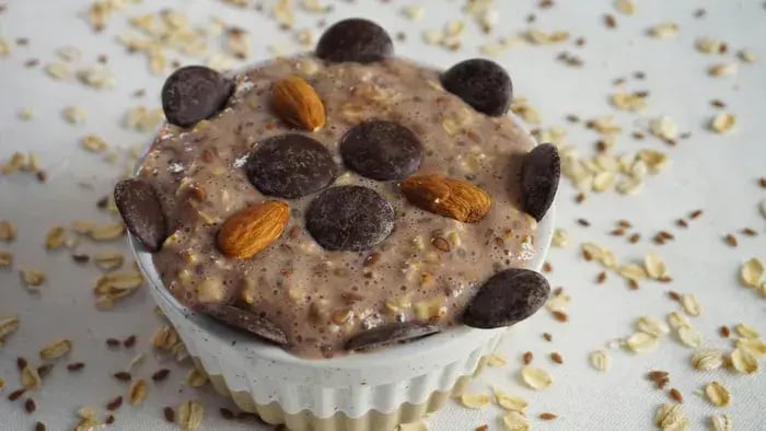 oats with chocolage on top