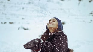 Top 7 Activities in Winter Season That Will Make You Love the Cold