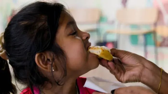 Indian kids eating