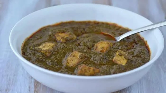 Palak paneer