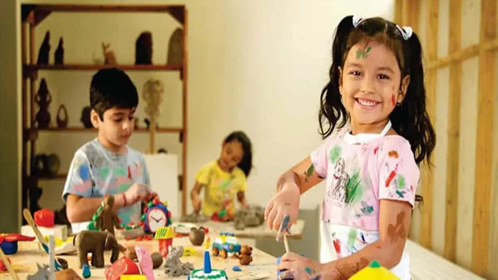 Top Tips For Parents Whose Kids Are Starting Kindergarten - Get Them Social And Friendly