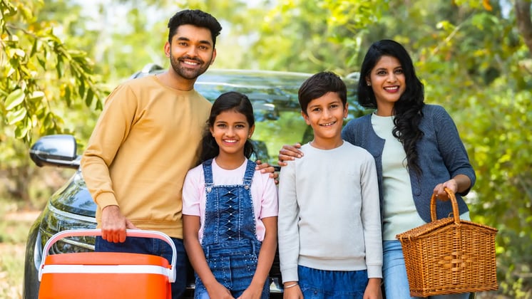 Using Travel Experiences to Inspire Creativity in Kids: How Creative Album-Making Helps