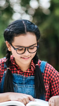 Girl studying on a desk