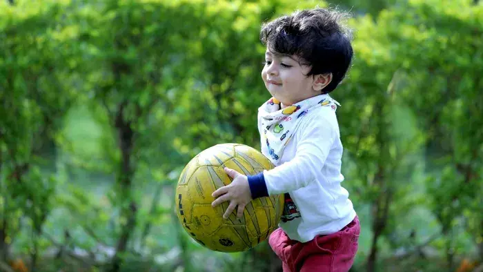 Understanding Child Development Stages_ What Indian Parents Should Expect
