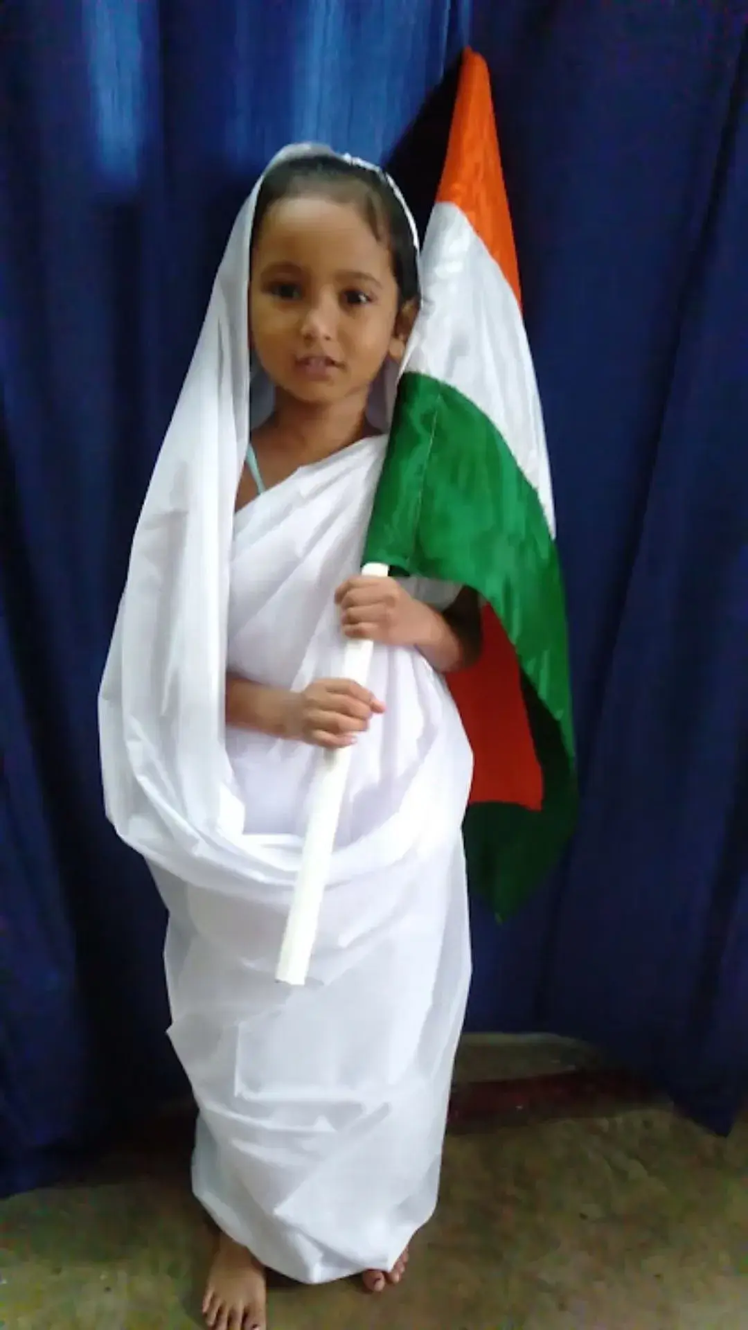 chinese dress ladies SHIV VESH BHUSHA Sarojini Naidu Costume for Girls | Fancy Dress White Saree  with Border